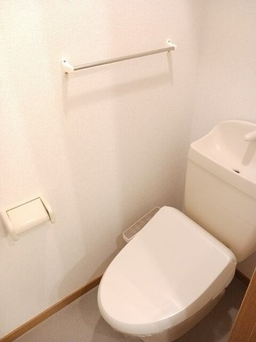 ハーモニーハウスのトイレ|コンパクトで使いやすいトイレです