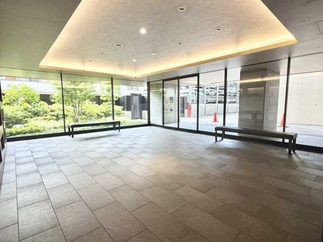 オープンレジデンシアナゴヤドーム前矢田のロビー|プライベートラウンジ