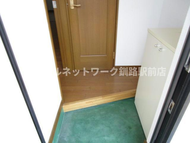 ハイツクリアーの玄関
