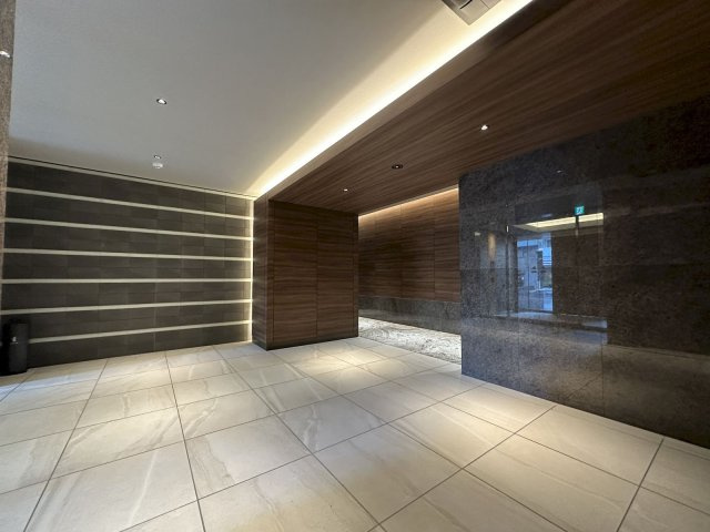 コンシェリア町屋のロビー