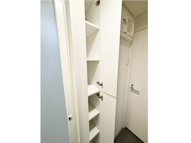 ALTERNA銀座の内装