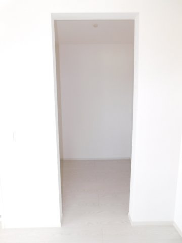 名古屋市西区こも原町の新築一戸建の収納|◇ウォークインクローゼット◇　　家族の洋服や季節の荷物など大容量収納できます！