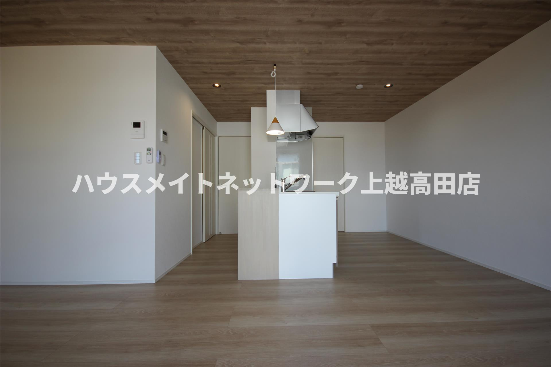 ユーソニアン上越・御殿山Ａの居間・リビング|ＬＤＫ19.0帖（参考同型タイプの室内写真）