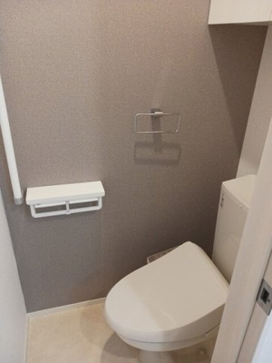【トイレ】 | 梅の木テラス | 落ち着いた色調のトイレです