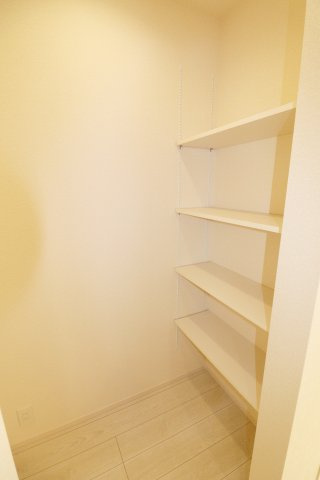 郡山市安積町笹川字中ノ渡戸　　　　１号棟　　　安積第3小学校、安積第2中学区の収納