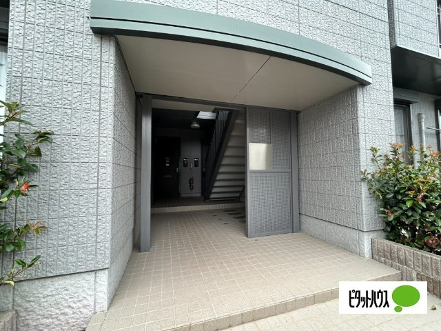 【エントランス】