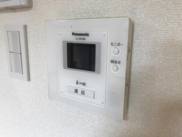 グリーンハイム新守山の内装|カメラ付インターホン