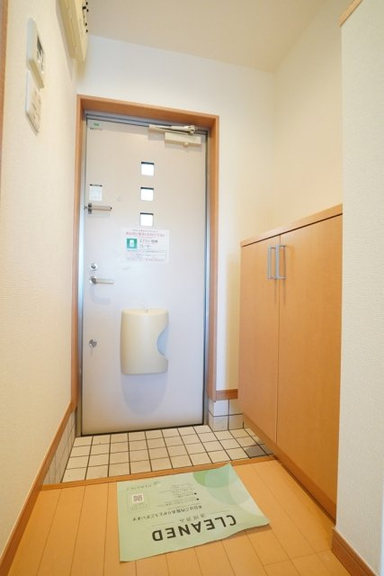 ｃｏｍｆｏｒｔ岸谷の玄関
