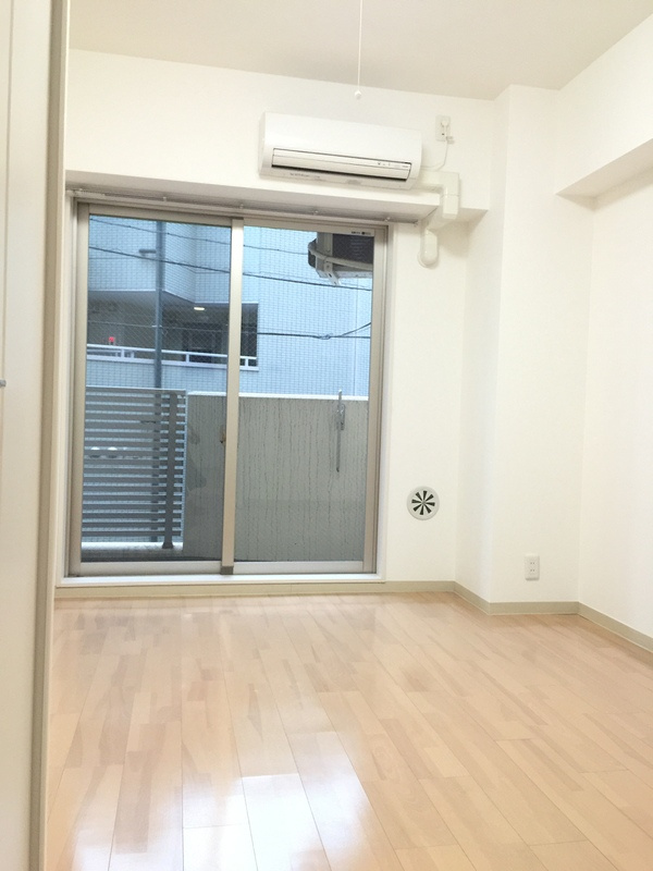 川崎市中原区木月２丁目の賃貸マンションの居間・リビング