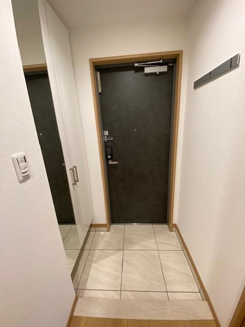 ｃｈｉｅｎ　ｖｉｖｅｒｒｉｎ（シヤン・ヴィヴラン）の玄関|※写真は同タイプ住戸です。
