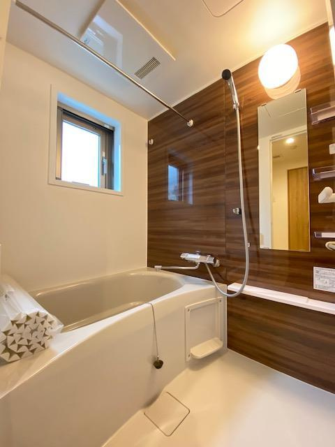 ｃｈｉｅｎ　ｖｉｖｅｒｒｉｎ（シヤン・ヴィヴラン）の浴室|※写真は同タイプ住戸です。