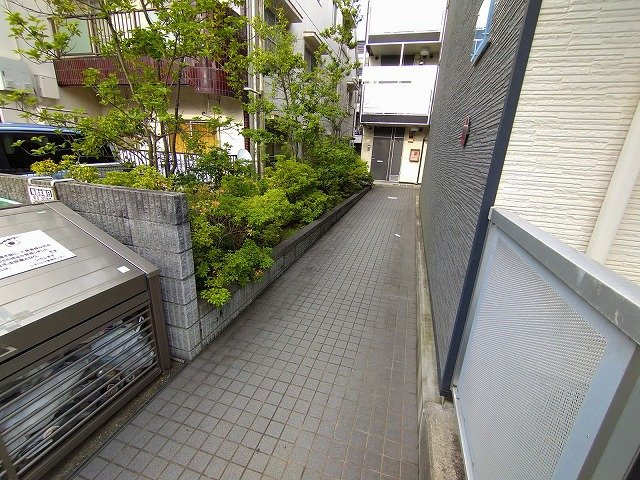 レオパレス英のその他