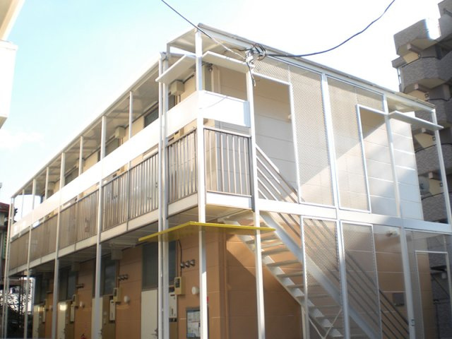 レオパレス田島の外観
