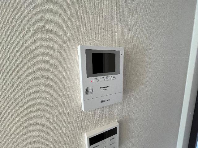 レイクルイーズの内装|カメラ付インターホン