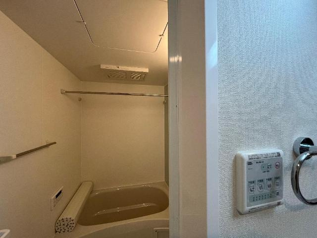 レイクルイーズのその他|浴室乾燥機