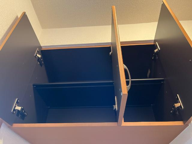 クレメント駒木Ｃの収納|下駄箱　上段