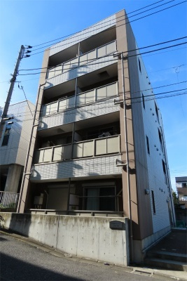 アンプルールフェール十条の外観