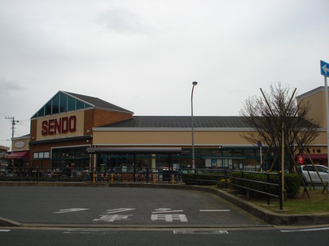 グリュックⅤの周辺|せんどう八幡店まで869ｍ