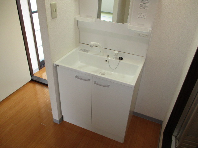 ファミール若草Ｂの洗面所
