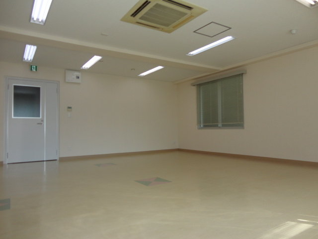 北葛城郡王寺町王寺２丁目の店舗一部の内装