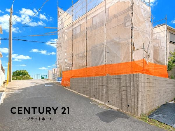 横浜市旭区笹野台３丁目の新築一戸建の前面道路含む現地写真|周辺物件、周辺環境も合わせてご案内可能です！
お気軽にお問い合わせください。