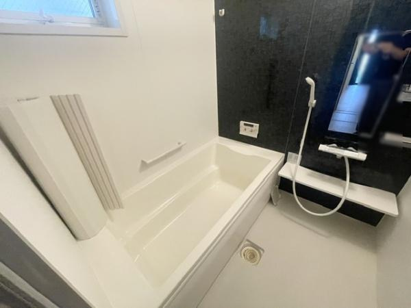 【浴室】 | 守口市菊水通3丁目　中古戸建