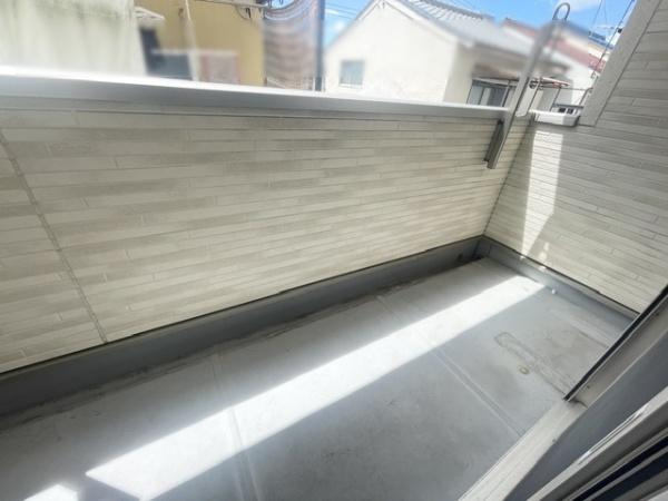 【バルコニー】 | 守口市菊水通3丁目　中古戸建
