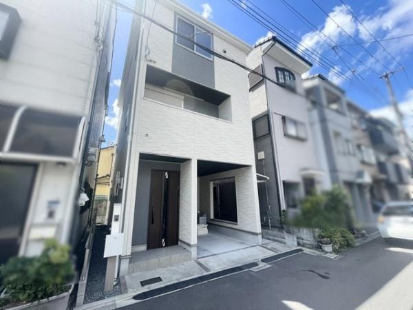 【前面道路含む現地写真】 | 守口市菊水通3丁目　中古戸建