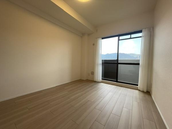 【洋室】 | ライオンズマンション東花園