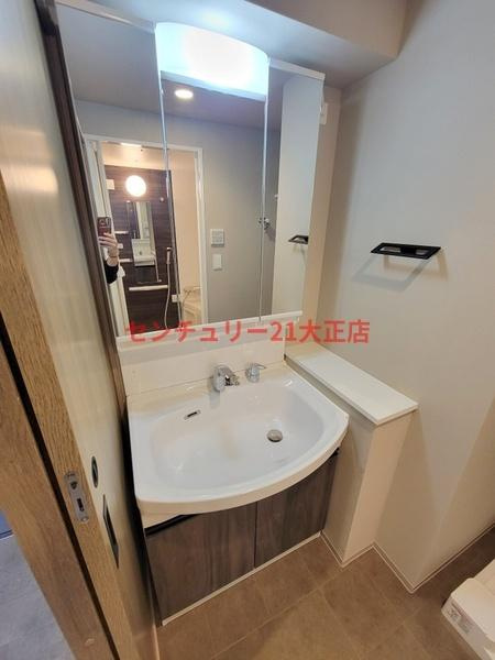 Louis Residence 弁天町の洗面所|★人気の独立洗面台★