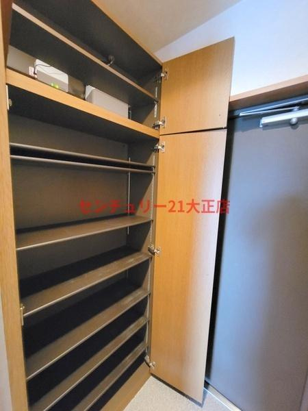 シャトー弁天参番館の収納