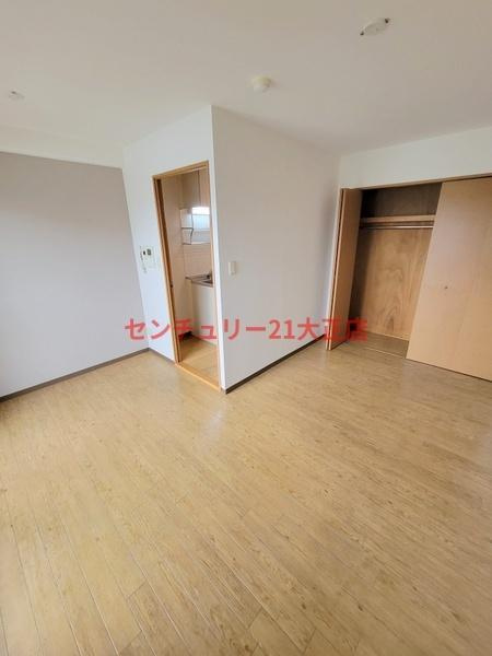 シャトー弁天参番館の洋室
