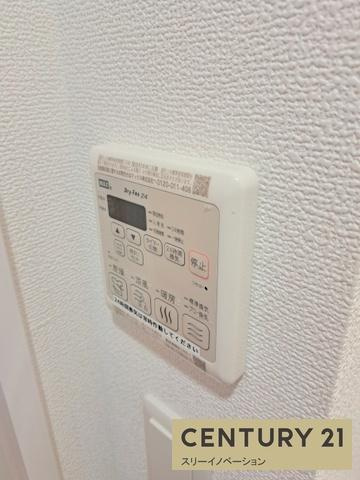 アドバンス大阪カーサの浴室|★浴室乾燥機★