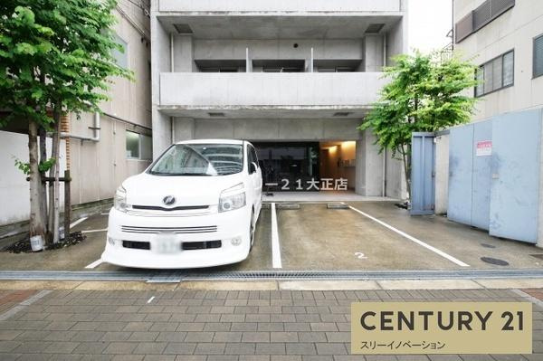 インザグレイス弁天町の駐車場
