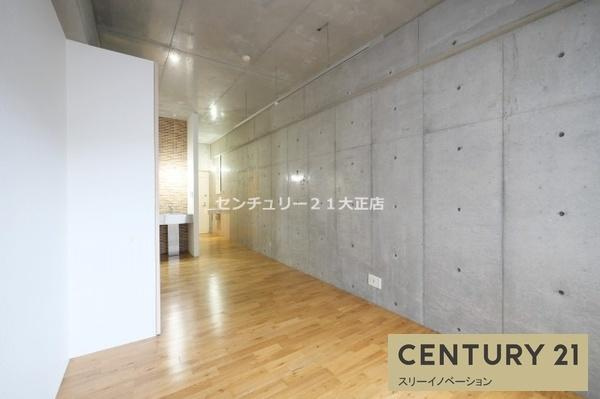 インザグレイス弁天町の居間・リビング