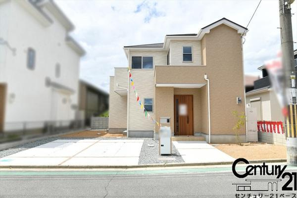 ファーストタウン中山町　２号棟／新築一戸建
