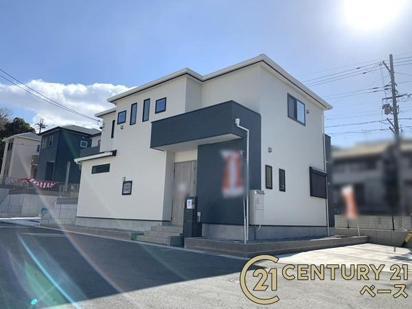 ファーストタウン中山町　３号棟／新築一戸建