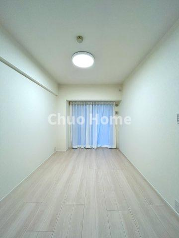 ビューネ北綾瀬の子供部屋|【子供部屋】お子様を持つ家庭の約6割が「家族や子どものため」に購入を希望。入学後の転校を避け、広い空間でのびのび育てたいなどの親心が、家探しのきっかけになっているようです。