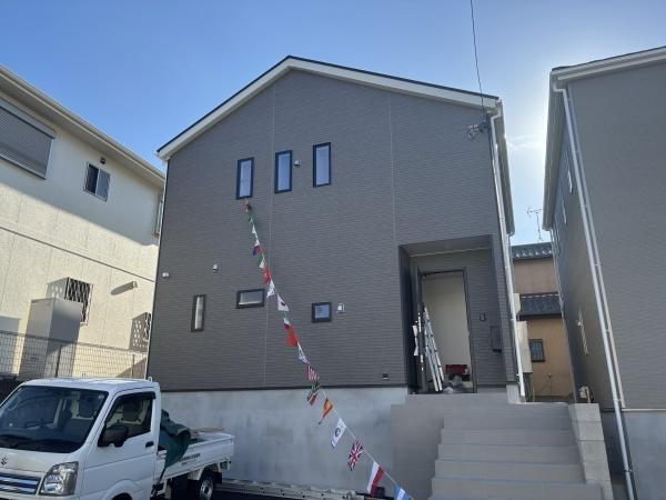 岡崎市滝町第4　全2棟・2号棟