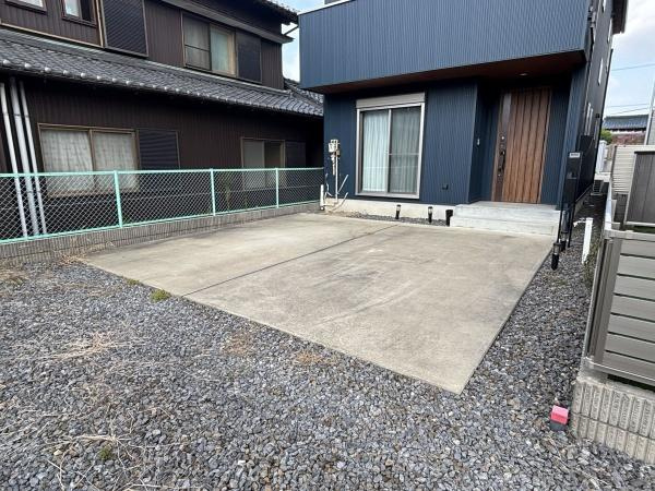 幸田町深溝・中古戸建の駐車場|３台駐車できます