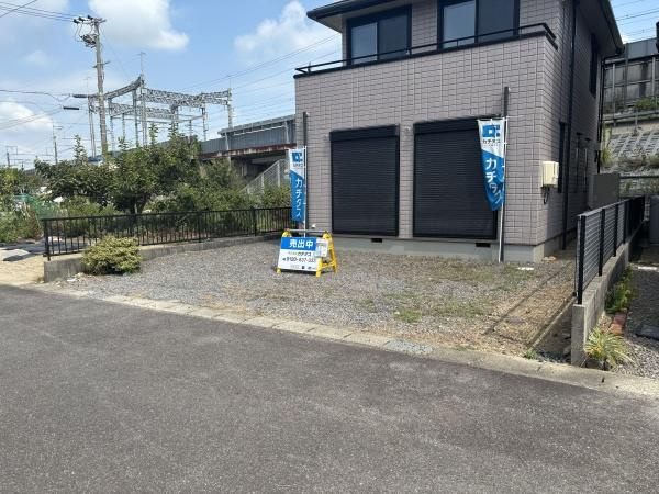 幸田町芦谷・中古戸建の駐車場|３台駐車できます