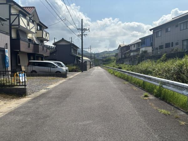 幸田町芦谷・中古戸建の前面道路含む現地写真|前面道路です。