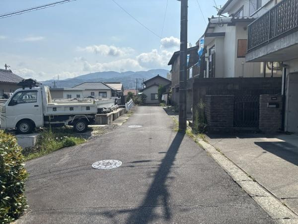 幸田町菱池・中古戸建の前面道路含む現地写真|前面道路です。