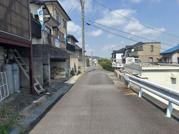 幸田町菱池・中古戸建の前面道路含む現地写真|前面道路です。
