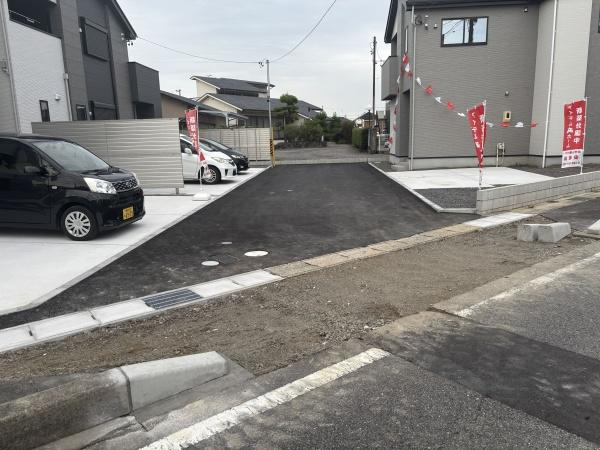 岡崎市中島町字紅蓮の新築一戸建の前面道路含む現地写真|前面道路です。