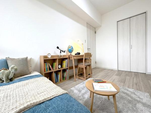 フェリストたまプラーザ壱番館の子供部屋|※家具・小物類は生成AIによるイメージです。
