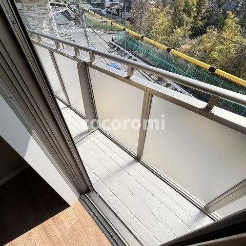 太秦緑が丘ペット可戸建てのバルコニー