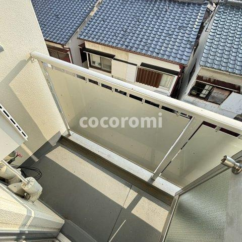 プログレッソ寝屋川のバルコニー