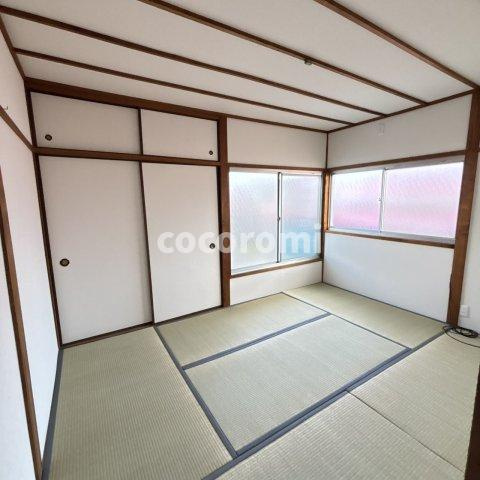 松丘町貸家の内装