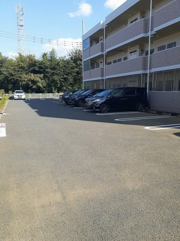 Ｃｅｎｔｕｒｙ　Ｈｉｌｌｓの駐車場